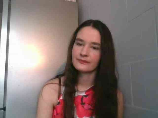 SarahCute webcam