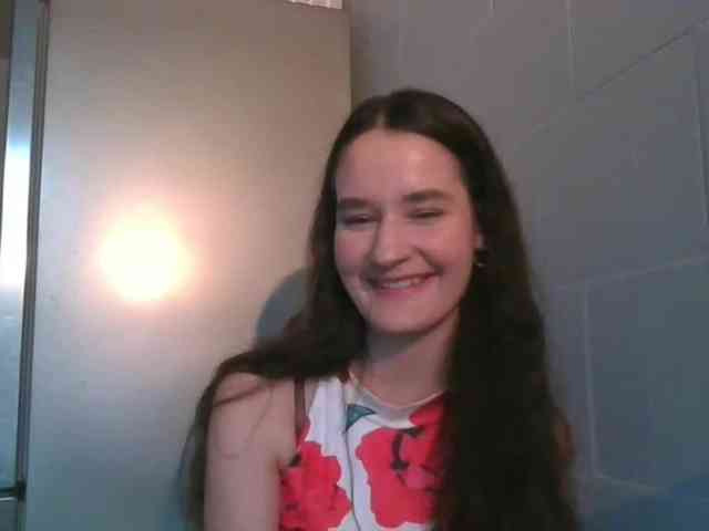 SarahCute webcam