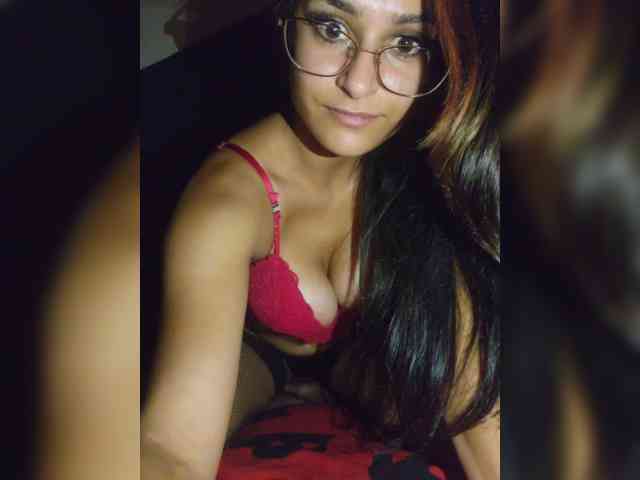 SweetKatia webcam