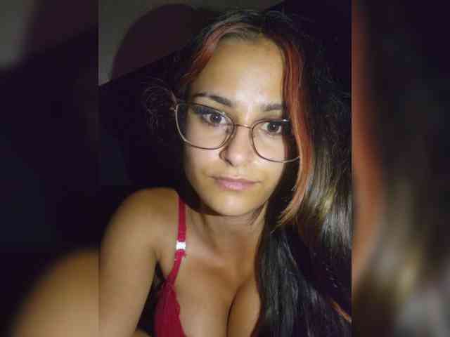 SweetKatia webcam