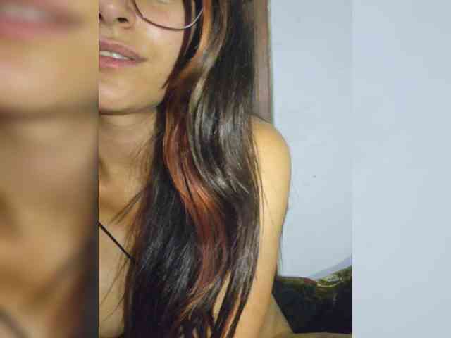 SweetKatia webcam