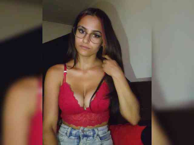 SweetKatia webcam