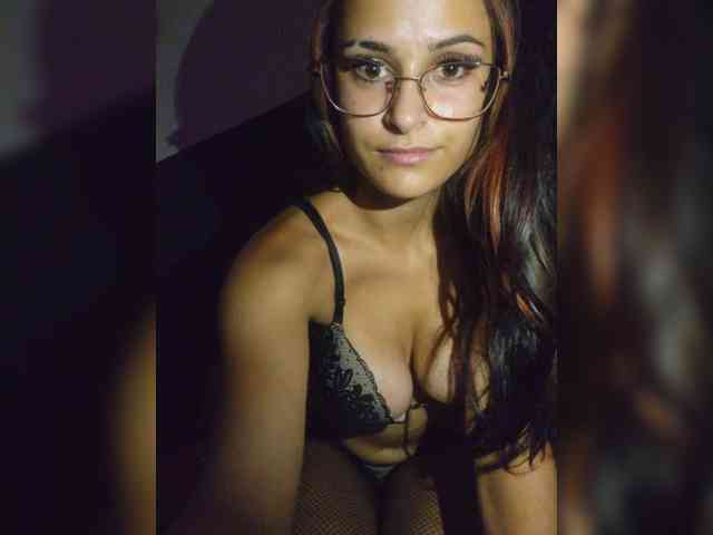 SweetKatia webcam