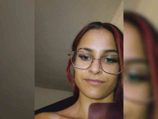 SweetKatia webcam