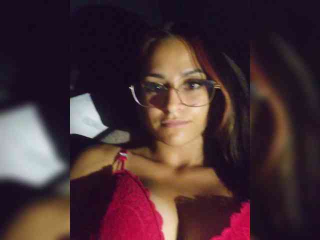 SweetKatia webcam