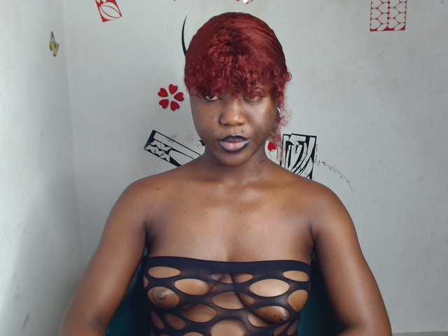 Nasty-petite live cam on BongaCams