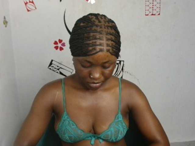 Nasty-petite live cam on BongaCams