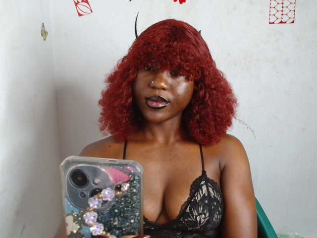 Nasty-petite live cam on BongaCams