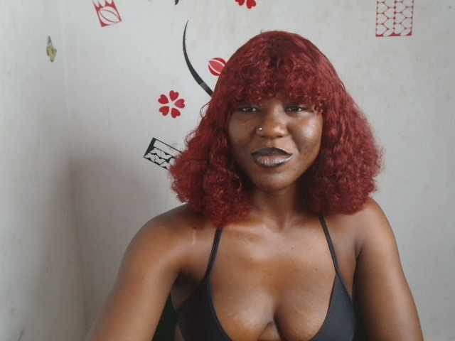Nasty-petite live cam on BongaCams