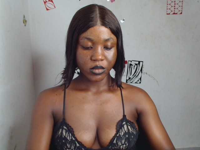 Nasty-petite live cam on BongaCams