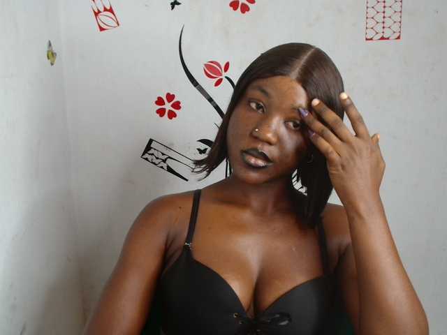 Nasty-petite live cam on BongaCams