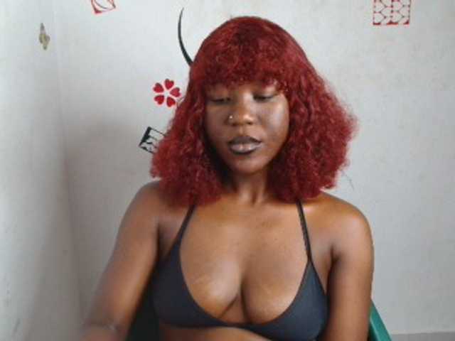 Nasty-petite live cam on BongaCams