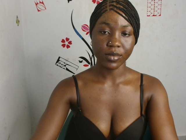 Nasty-petite live cam on BongaCams