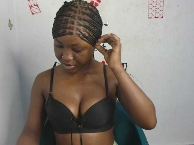 Nasty-petite live cam on BongaCams