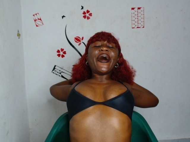 Nasty-petite live cam preview