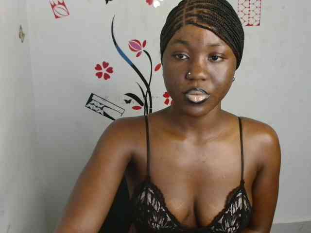 Nasty-petite webcam