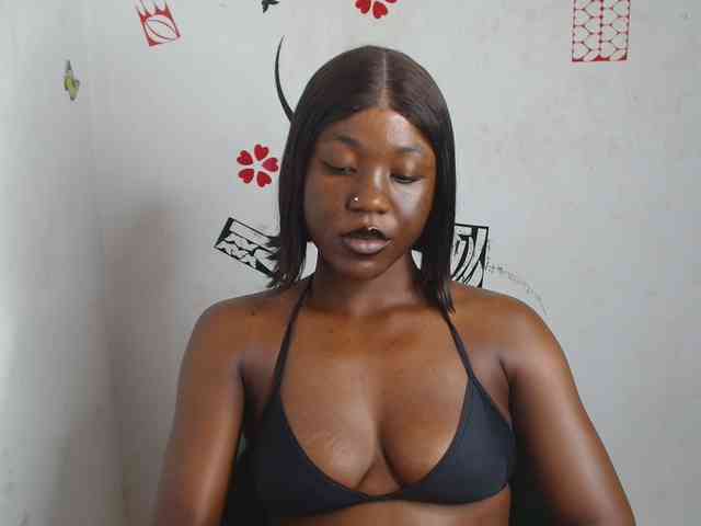 Nasty-petite webcam