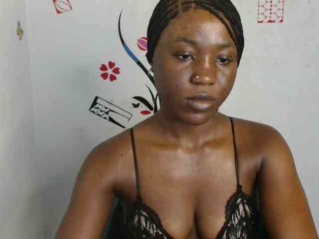 Nasty-petite webcam