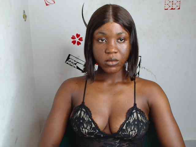 Nasty-petite webcam