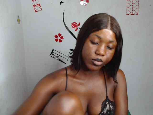 Nasty-petite webcam