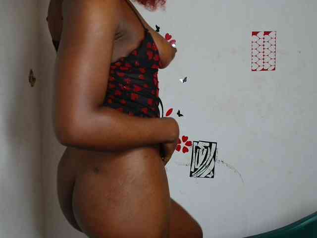 Nasty-petite webcam