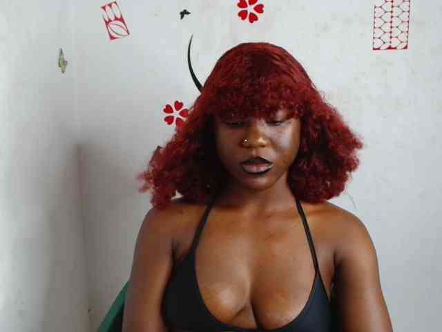 Nasty-petite webcam