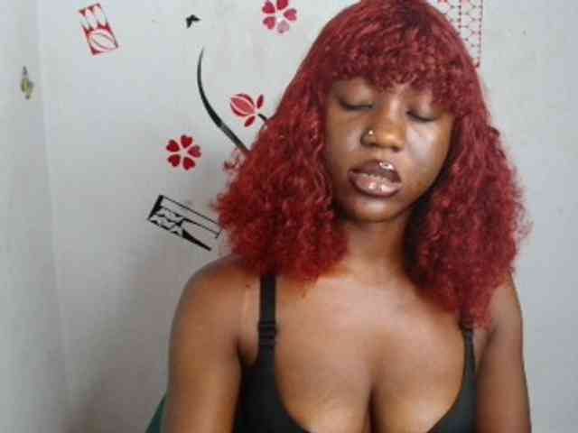Nasty-petite webcam