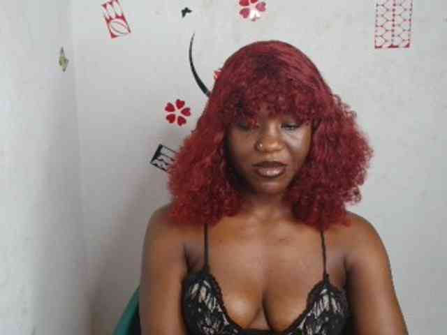 Nasty-petite webcam