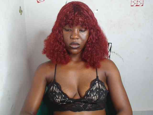 Nasty-petite webcam