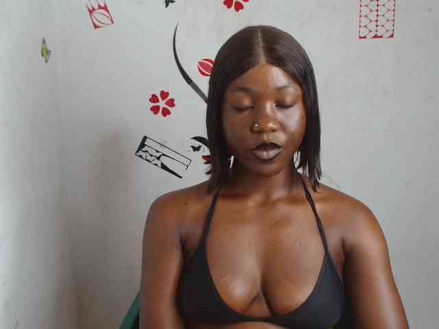 Nasty-petite webcam