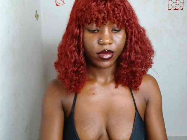 Nasty-petite webcam