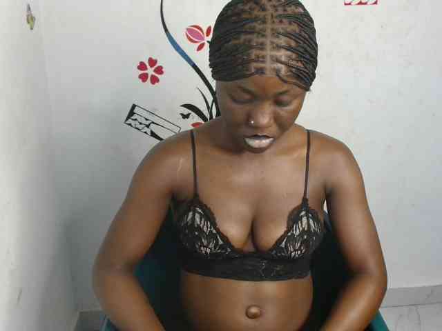 Nasty-petite webcam
