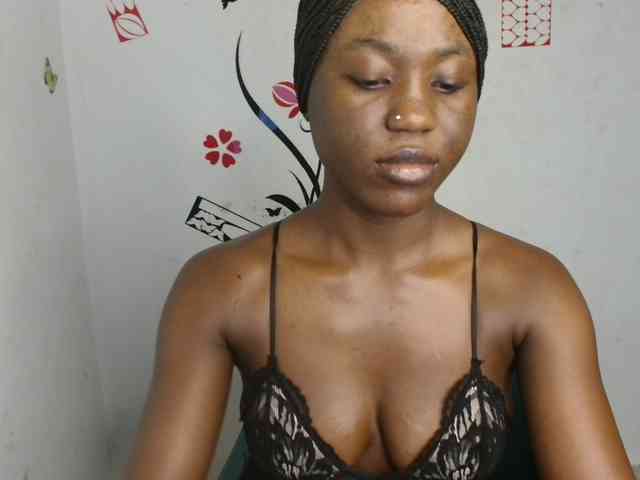 Nasty-petite webcam