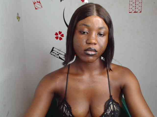 Nasty-petite webcam