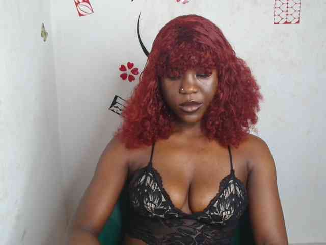 Nasty-petite webcam