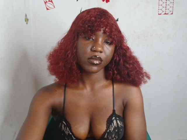 Nasty-petite webcam