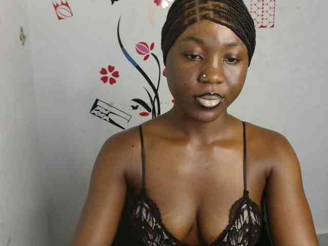 Nasty-petite webcam