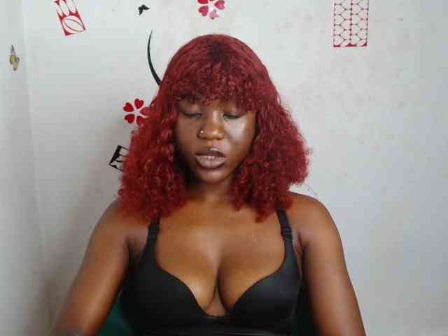Nasty-petite webcam