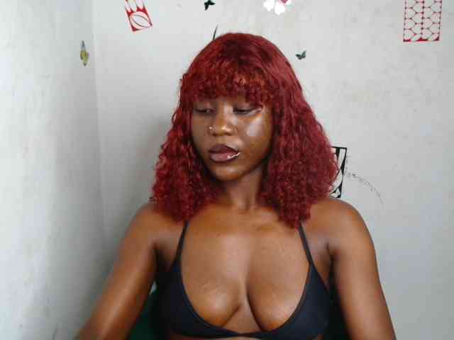 Nasty-petite webcam