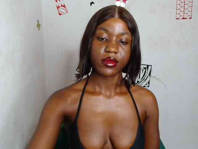 Nasty-petite webcam