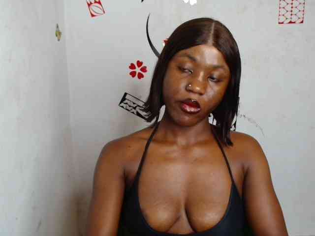 Nasty-petite webcam