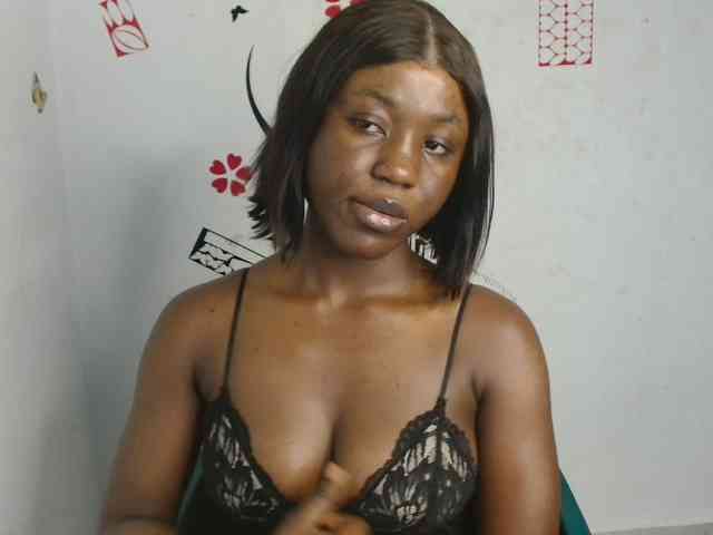 Nasty-petite webcam