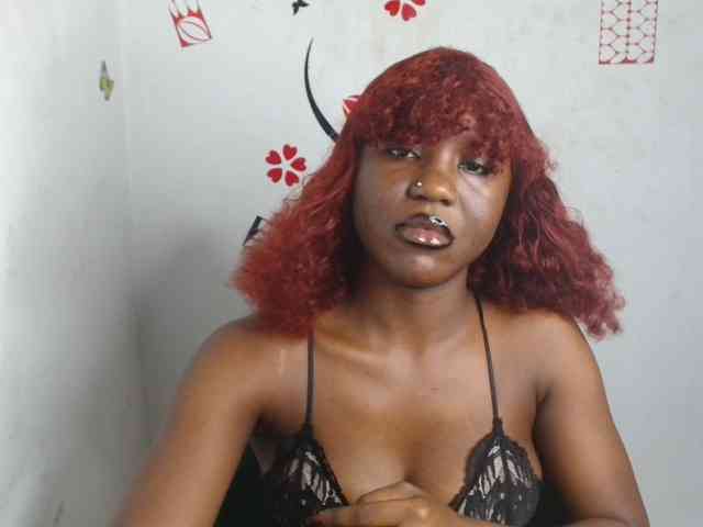Nasty-petite webcam