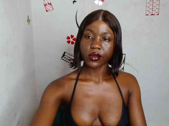 Nasty-petite webcam