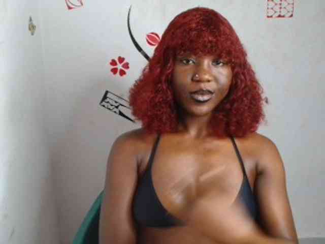 Nasty-petite webcam