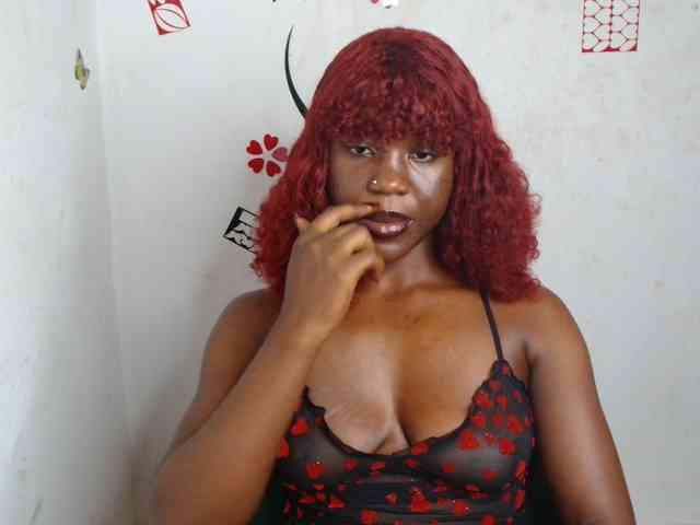 Nasty-petite webcam