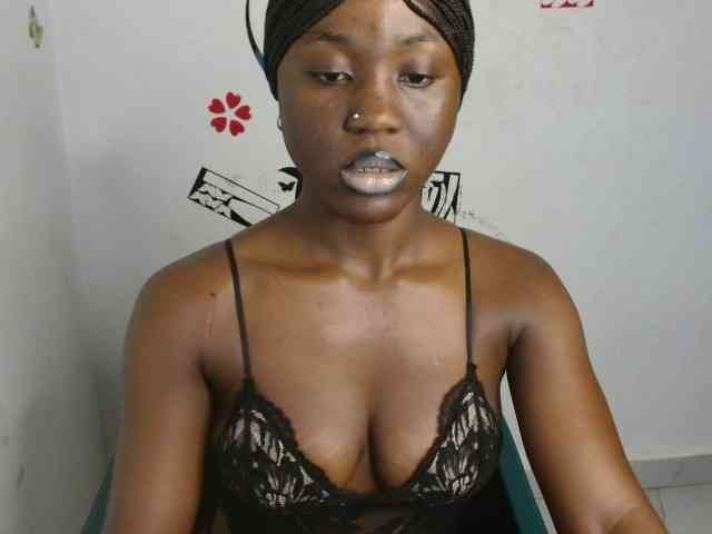 Nasty-petite webcam