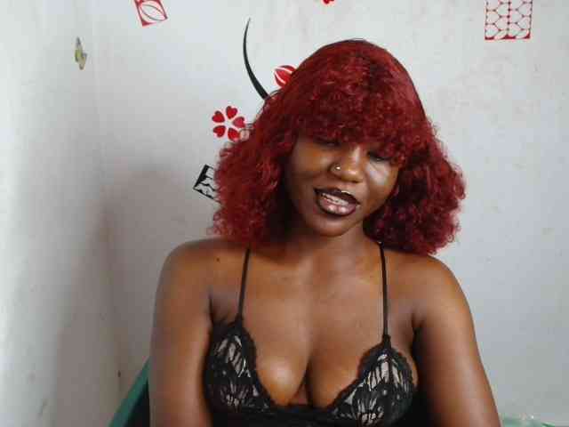 Nasty-petite webcam