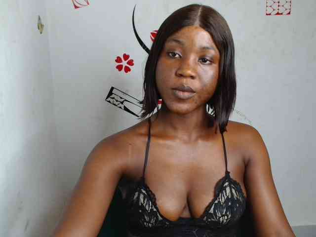 Nasty-petite webcam