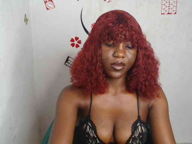 Nasty-petite webcam